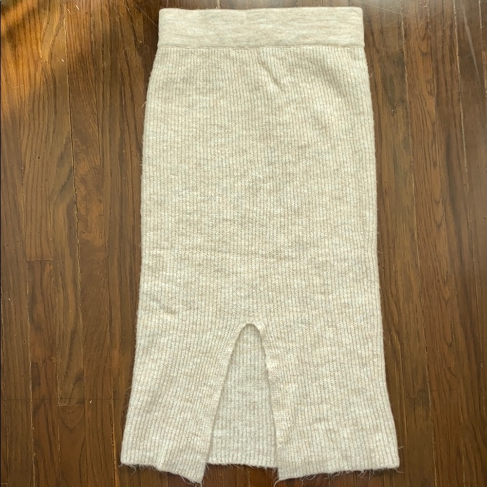 Knit Skirt